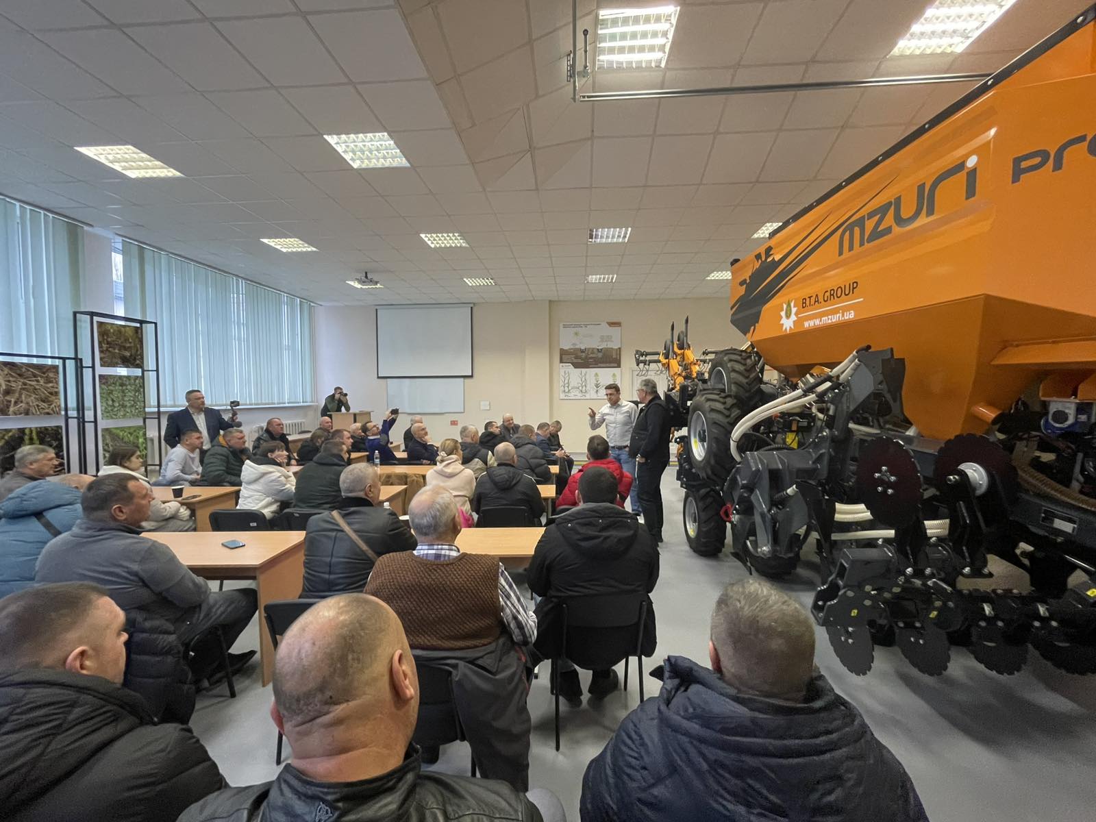 Учасники конференції відвідали навчальний центр НУБіП MZURI